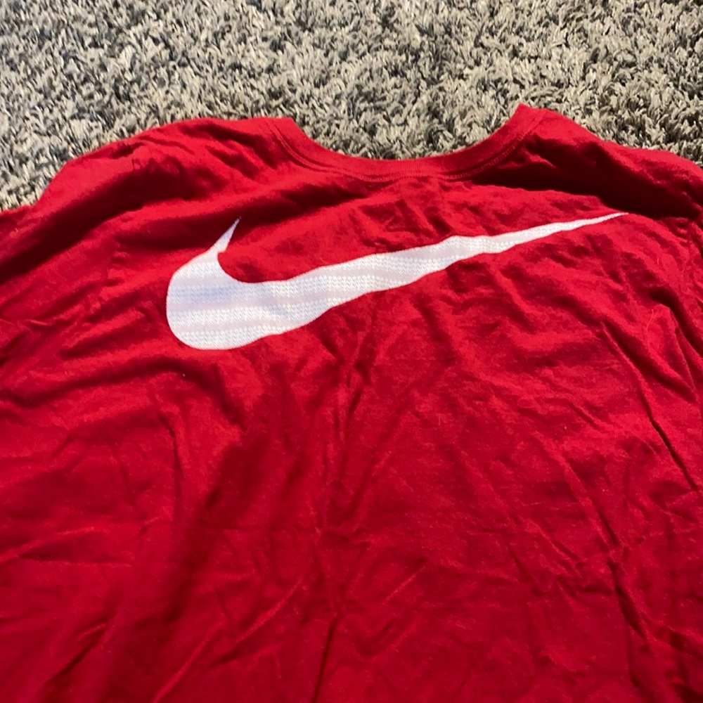 red nike tee